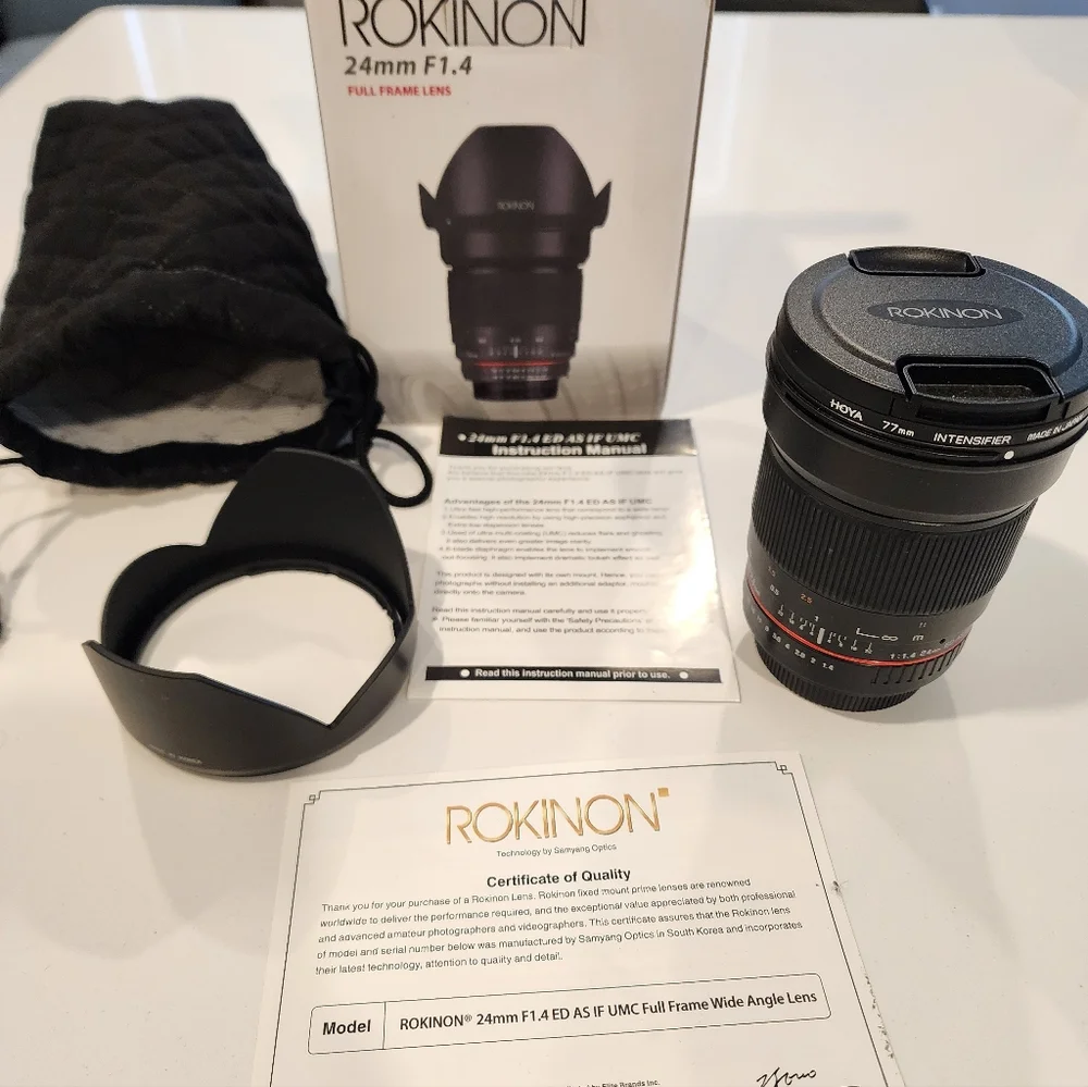 Rokinon 24mm f/1.4 Canon EF + Hood + Box + Hoya Filter